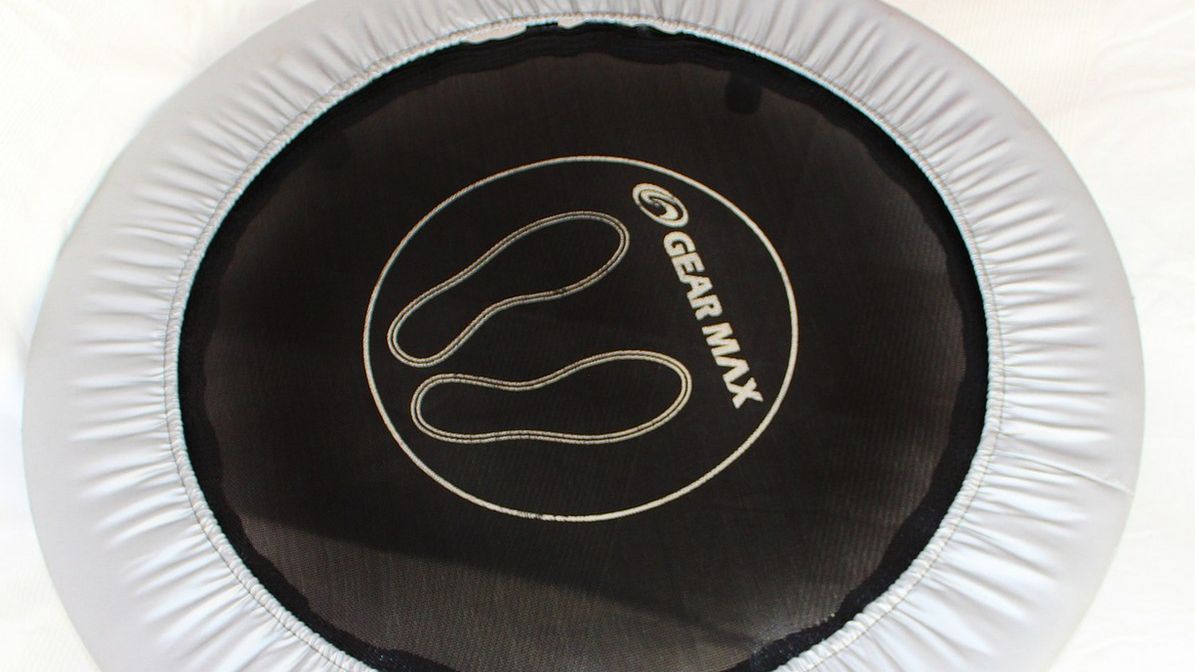 Jumping fitness to nowoczesna forma zajęć, która cieszy się coraz większą popularnością, zwłaszcza wśród kobiet.