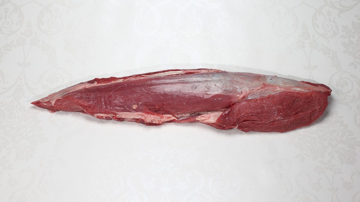 Surowa polędwiczka z jagnięciny australijskiej bez kości (mięso i tłuszcz)