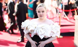 Jest gwiazdą serialu. Mówi o pijanej fance, która zaczepiła ją w toalecie