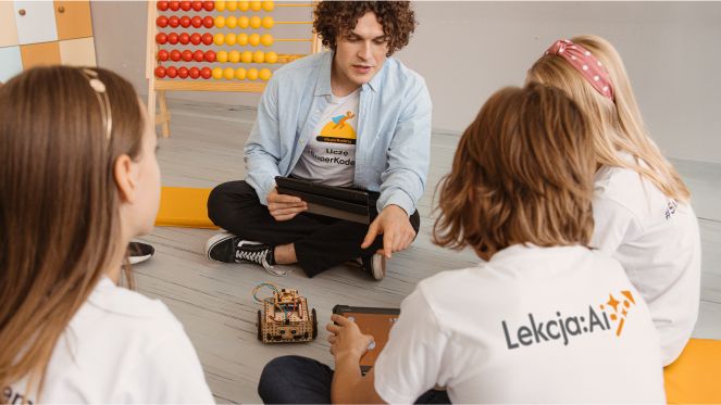 Bezpłatne szkolenia AI dla nauczycieli