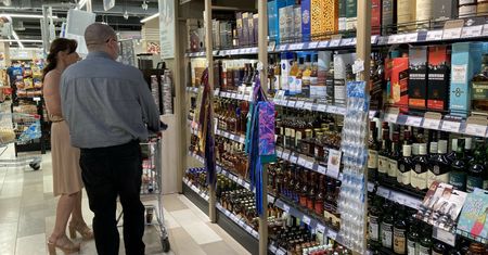 Rząd zaczyna szukać pieniędzy. Na początek alkohol i papierosy. O tyle mogą podrożeć
