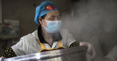 Bolesny zakaz w Wuhan. Chiny wprowadziły go w środę 20 maja
