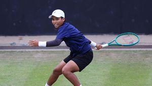 Z Tajlandii przez USA do Wimbledonu. Kim jest przeciwniczka Mai Chwalińskiej?