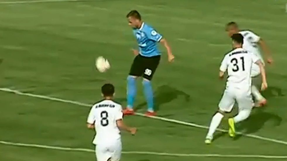 YouTube / Na zdjęciu: Łukasz Gikiewicz (w niebieskiej koszulce)