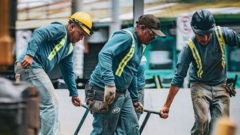 Ekipy budowlane w 2026 roku. Ile trzeba czekać i ile żądają?