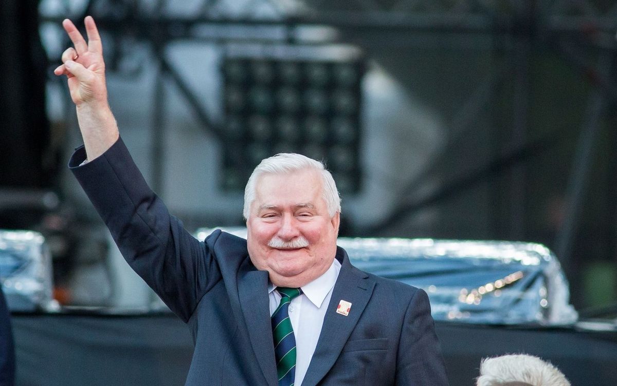 Lech Wałęsa ważniejszy od Jarosława Kaczyńskiego. Zwycięstwo jest miażdżące