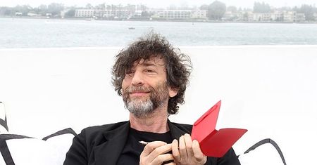 Neil Gaiman pracuje nad kontynuacją ''Nigdziebądź''. Ma już trzy rozdziały i tytuł