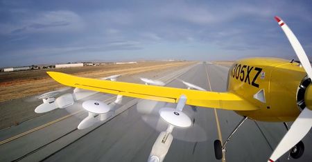Wisk Aero rozwija latające taksówki. 1 km nad ziemią bez pilota