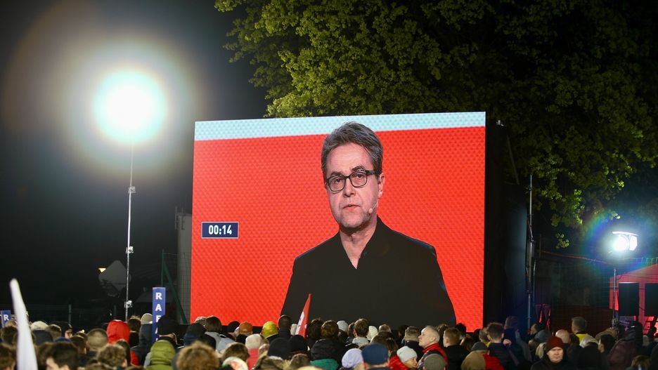 Maciej Maciak
Ko�skie, 11.04.2025. Wybory Prezydenta RP 2025 - kampania. Na ekranie dziennikarz, dzia�acz spo�eczny, lider Ruchu Dobrobytu i Pokoju Maciej Maciak podczas debaty prezydenckiej w Ko�skich, 11 bm. (ad) PAP/Adam Kumorowicz
Adam Kumorowicz
debata, debata prezydencka, kampania, kandydat, polityk, polityka, wybory prezydenckie