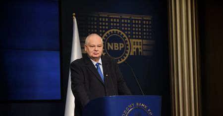 Prokuratura odmawia Adamowi Glapińskiemu. W tle Trybunał Stanu