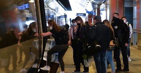 PKP. Więcej miejsc w pociągach od 1 czerwca