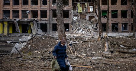 Ofiary po ostrzale rakietowym na Ukrainie. "Brak mi słów"