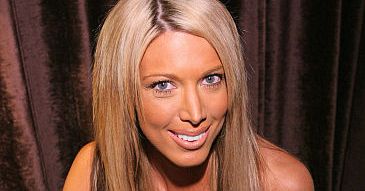 Isis Gee to "klapa"