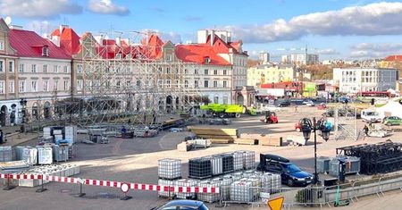 Plac Zamkowy zamienia się w muzyczne serce Lublina. Wielka scena, znani artyści i transmisja w TVP