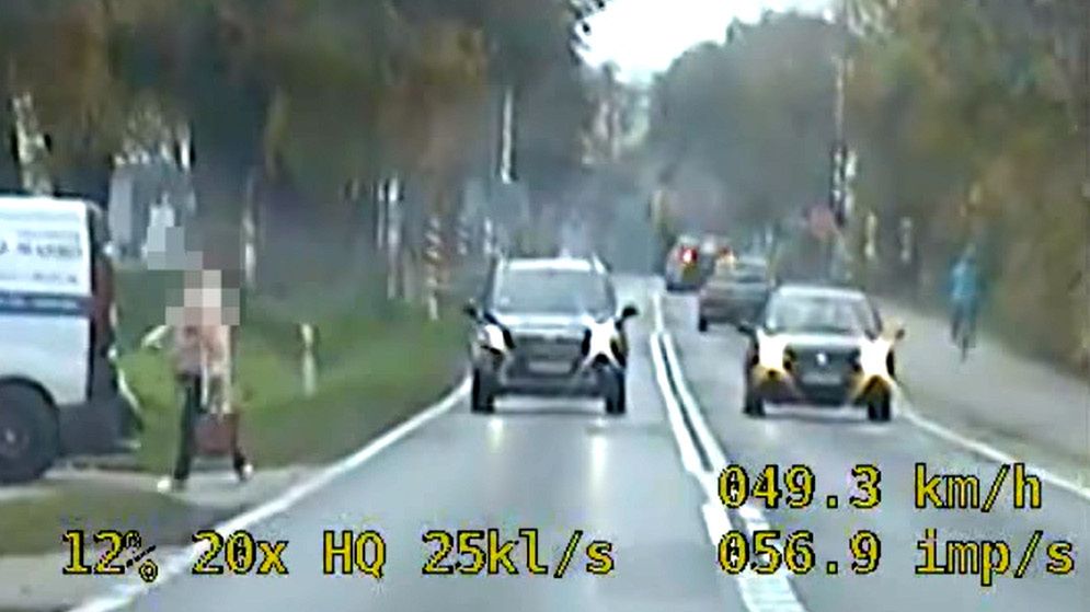 Wyprzedzanie przy podwójnej ciągłej linii