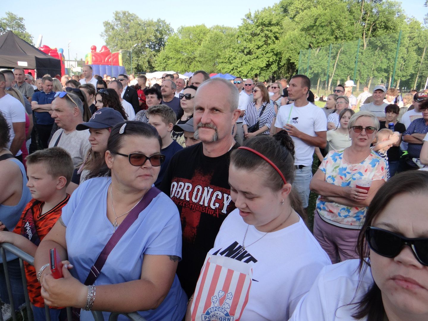 Muzyczną gwiazdą wieczoru podczas Święta Bob(r) w Gorzędowie był zespół After Party. Publiczność była zachwycona