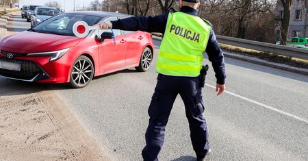 Resort infrastruktury chce dokręcić śrubę piratom drogowym. Posypią się prawa jazdy