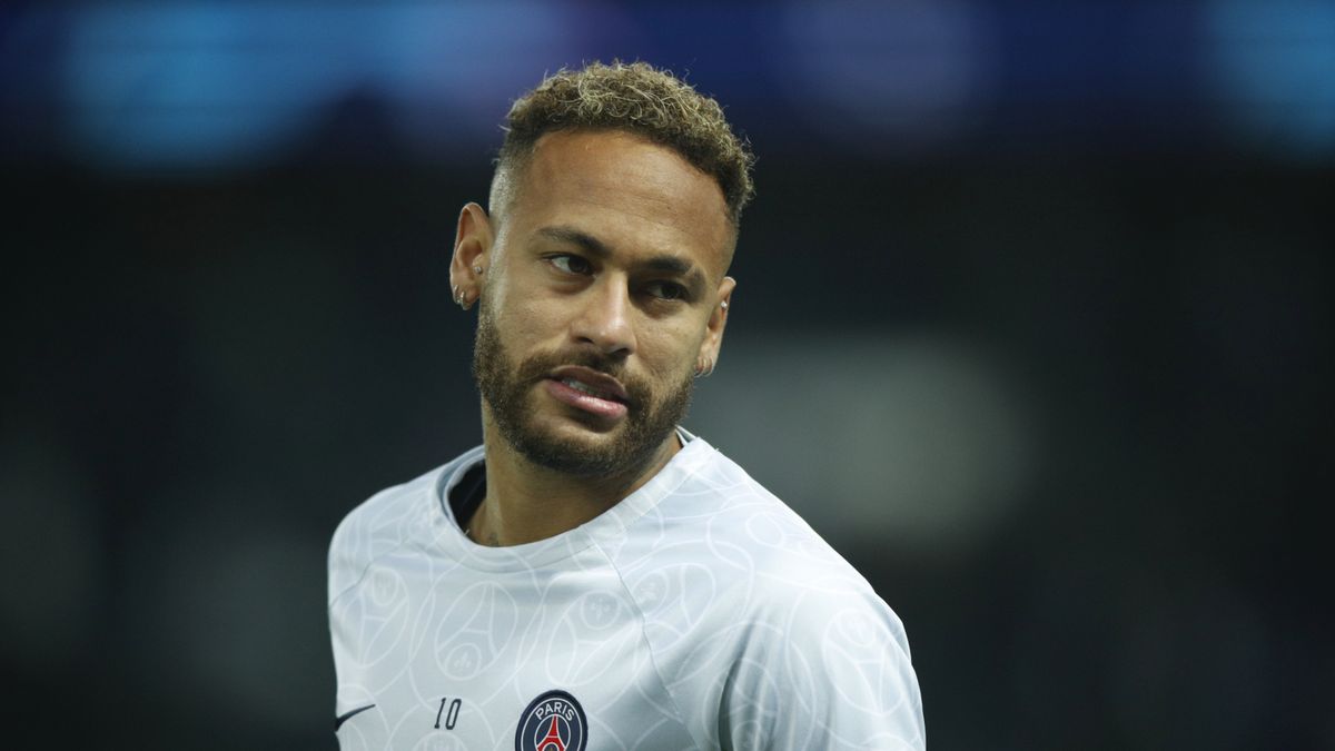 PAP/EPA / YOAN VALAT / Na zdjęciu: Neymar