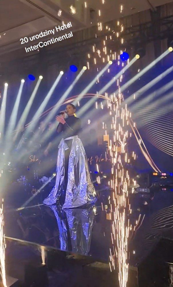 Dominika Gawęda na urodzinach hotelu