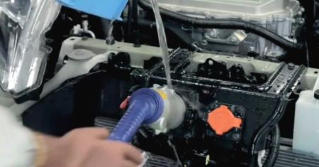 Nissan Leaf i nietypowe testy [wideo]