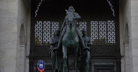 Amerykanie usuwają pomnik prezydenta Roosevelta. Jest zbyt rasistowski