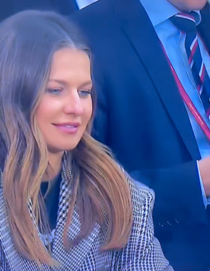 Anna Lewandowska na meczu Polska - Szwecja