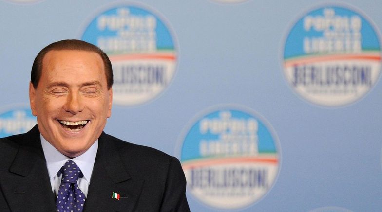 Berlusconi wygwizdany na mediolańskim dworcu