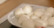 Mozzarella – dlaczego i z czym ją jeść?