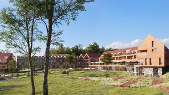 Kościół i deweloper stawiają hotel nad jeziorem. "Niewystarczające ofiary od wiernych"