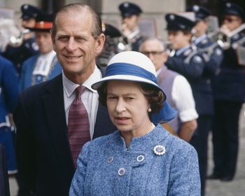 "Weszła na drzewo jako księżniczka, a zeszła jako królowa". Czego nie wiemy o królowej Elżbiecie II?