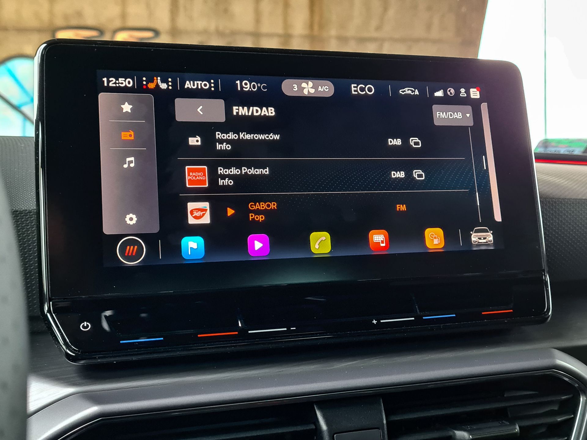 Seat Leon e-HYBRID: System zarządzania energią i sterowanie dotykowe 11