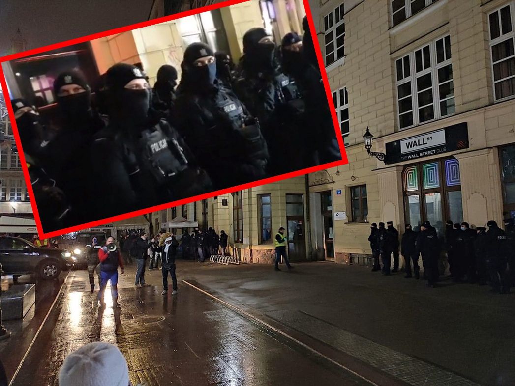 Szczelny kordon policji blokował w piątkowy i sobotni wieczór wstępu do wrocławskich klubów (fot: Wrocławskie Podróże Kulinarne)