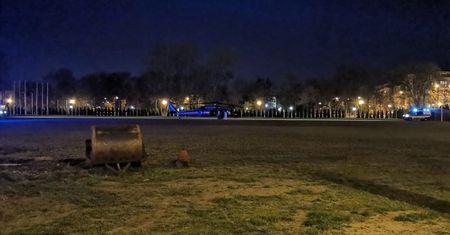 Tajemnicza akcja w Radomiu. Policyjny Black Hawk transportował ciężko chorą pacjentkę