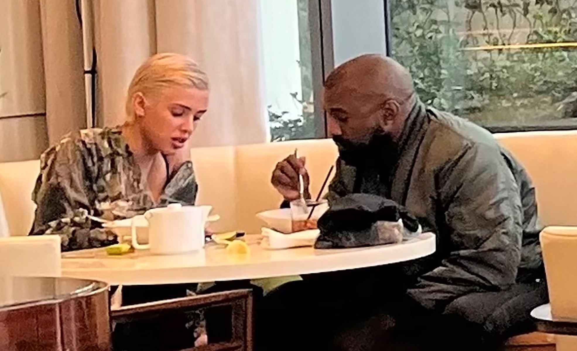 Kanye West i jego nowa żona (?)