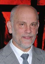 Malkovich okradziony w Pradze - opóźniony przyjazd do Polski