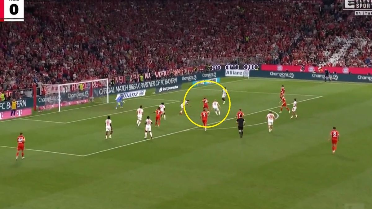 Twitter / ELEVEN SPORTS PL / debiutancki gol Luisa Diaza w Bundeslidze