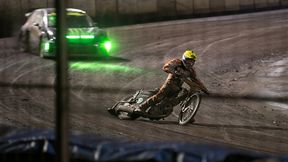 Tai Woffinden kontra samochód do rallycrossu