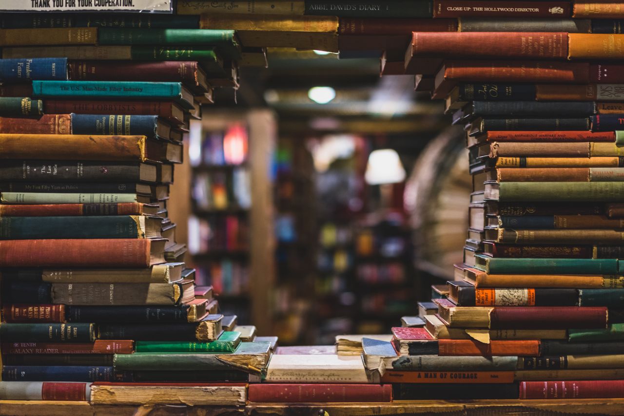 Książki w bibliotece