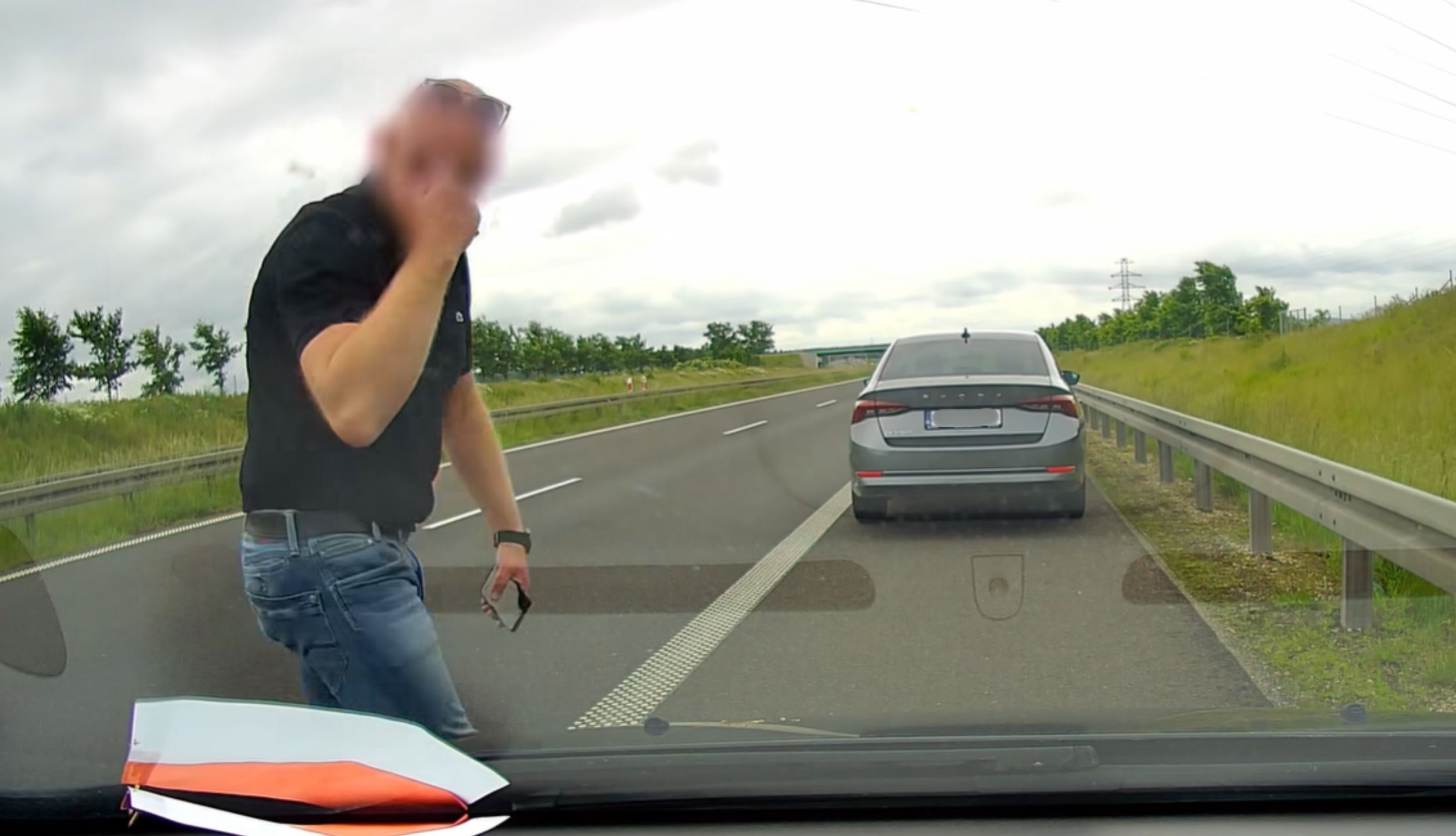 Sieć obiega nagranie z trasy S3.