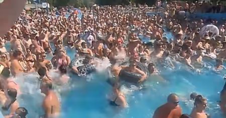 Aż zaczął nagrywać. Taki widok w wodzie. Ujęcia z Węgier