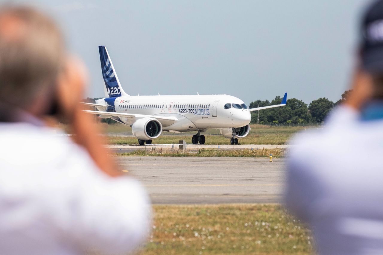 LOT wybrał Airbusa A220. Oto co warto wiedzieć o tym samolocie