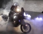 Motocykl AWD - palenie gum