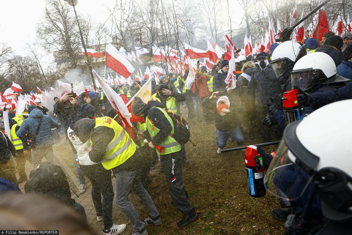 Protest rolników w Warszawie. Doszło do starć z policją