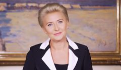 W „Wiadomościach” chwalono stroje Agaty Kornhauser-Dudy (wideo)