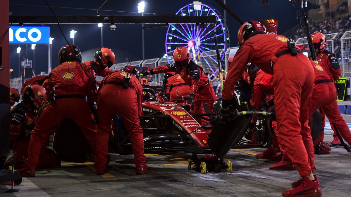 Zdjęcie okładkowe artykułu: Materiały prasowe / Ferrari / Na zdjęciu: Carlos Sainz