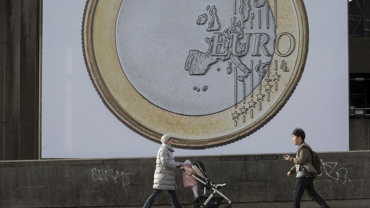 Zmiany, jakie proponuje KE, mają wyeliminować nierówności płacowe