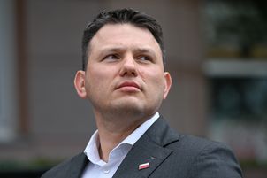 Grupa Mentzen na minusie. Spadek przychodów w II kwartale