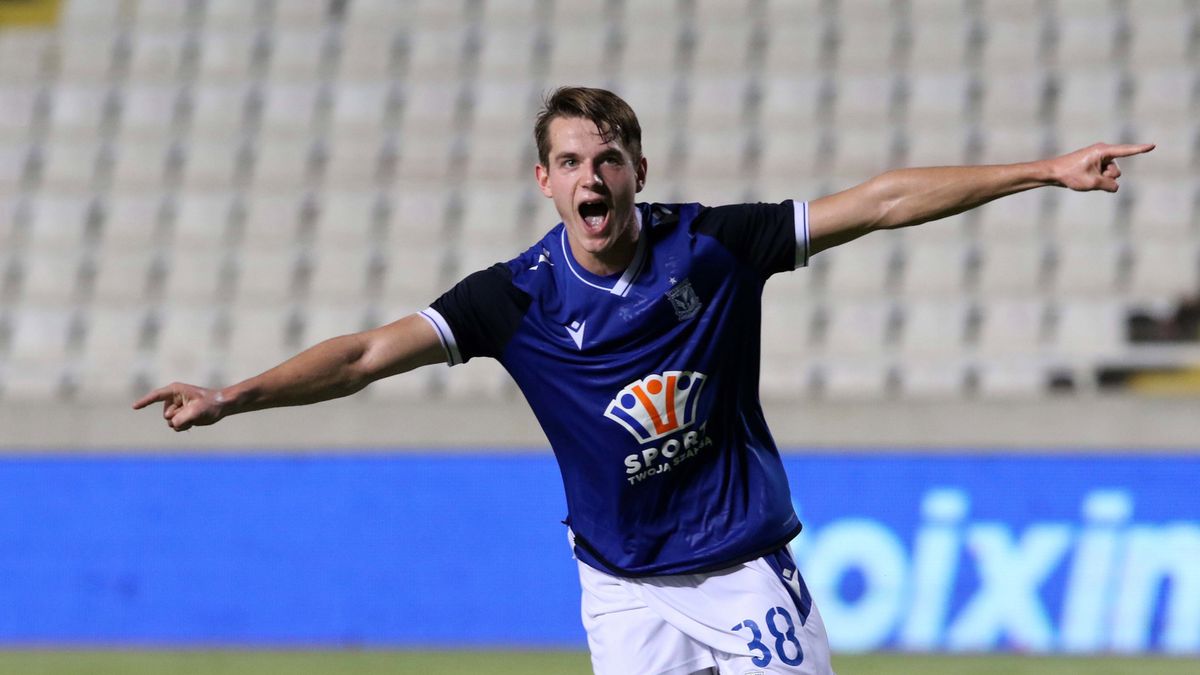 PAP/EPA / SAVVIDES PRESS / Na zdjęciu: Jakub Kamiński cieszy się z bramki