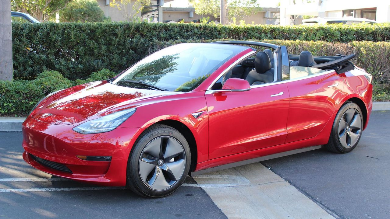 Tesla Model 3 Cabrio pozwoli się wyróżnić, ale kosztuje dwa razy tyle, co zwykła