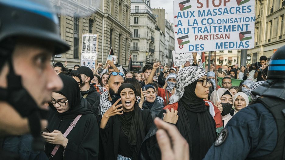 Demonstranci na Place de la République